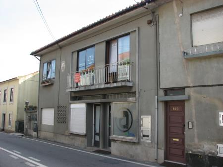 <b>Edifcio na Rua 13 de Maio, [...]</b>