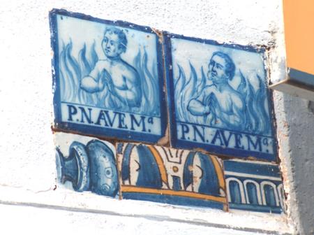 <b>Edifcio na Rua de Santo Ago[...]</b>