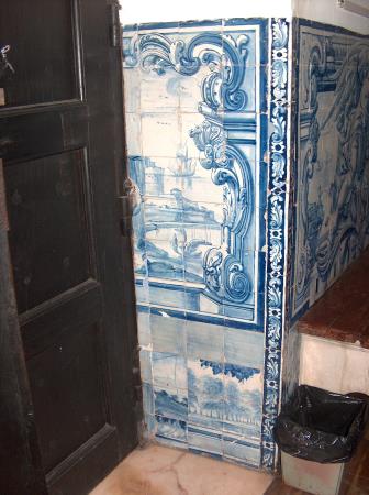 <b>Revestimento cermico da Sal[...]</b>