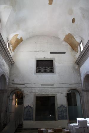 <b>Nave</b>