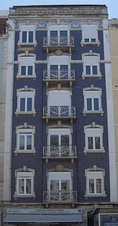 <b>Edif�cio na Av. Almirante Re[...]</b>