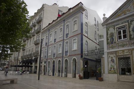 <b>Edifcio no Largo do Intende[...]</b>