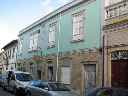 <b>Revestimento cer�mico da fac[...]</b>